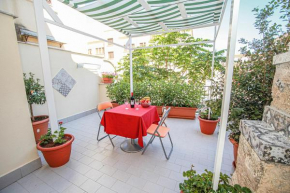 Appartamento con terrazza al centro storico.